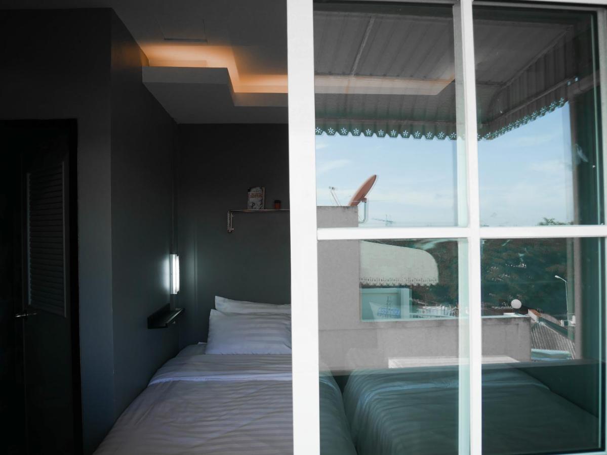Varietyd-Dayhostel Huahin Extérieur photo