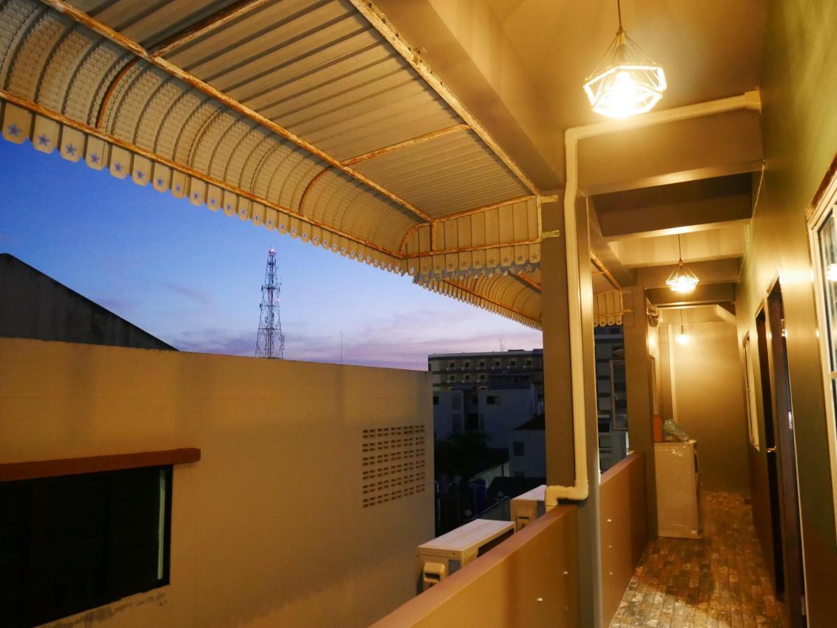 Varietyd-Dayhostel Huahin Extérieur photo