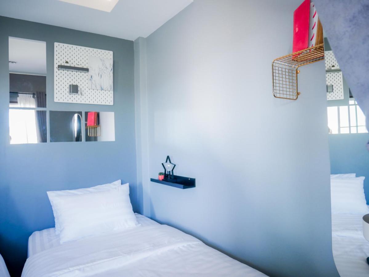 Varietyd-Dayhostel Huahin Extérieur photo