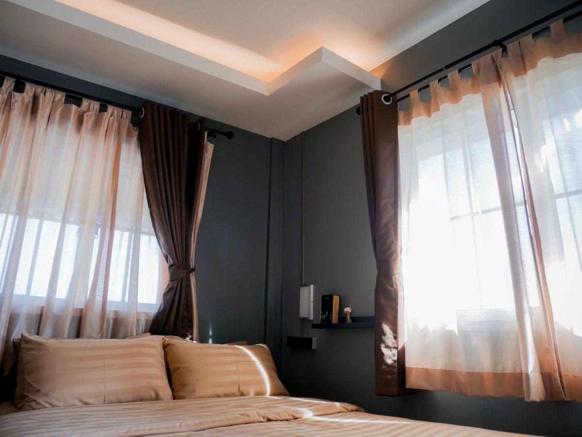 Varietyd-Dayhostel Huahin Extérieur photo