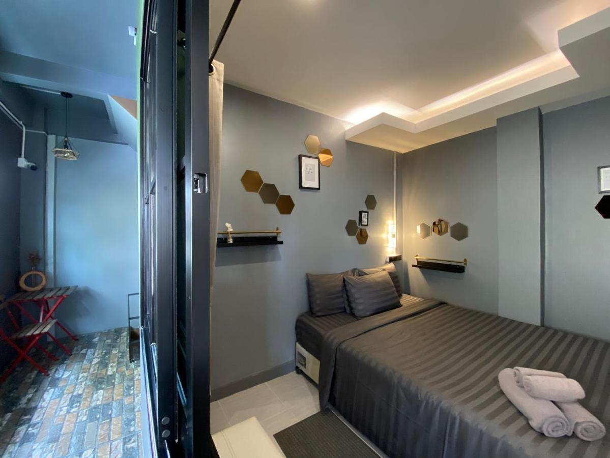 Varietyd-Dayhostel Huahin Extérieur photo