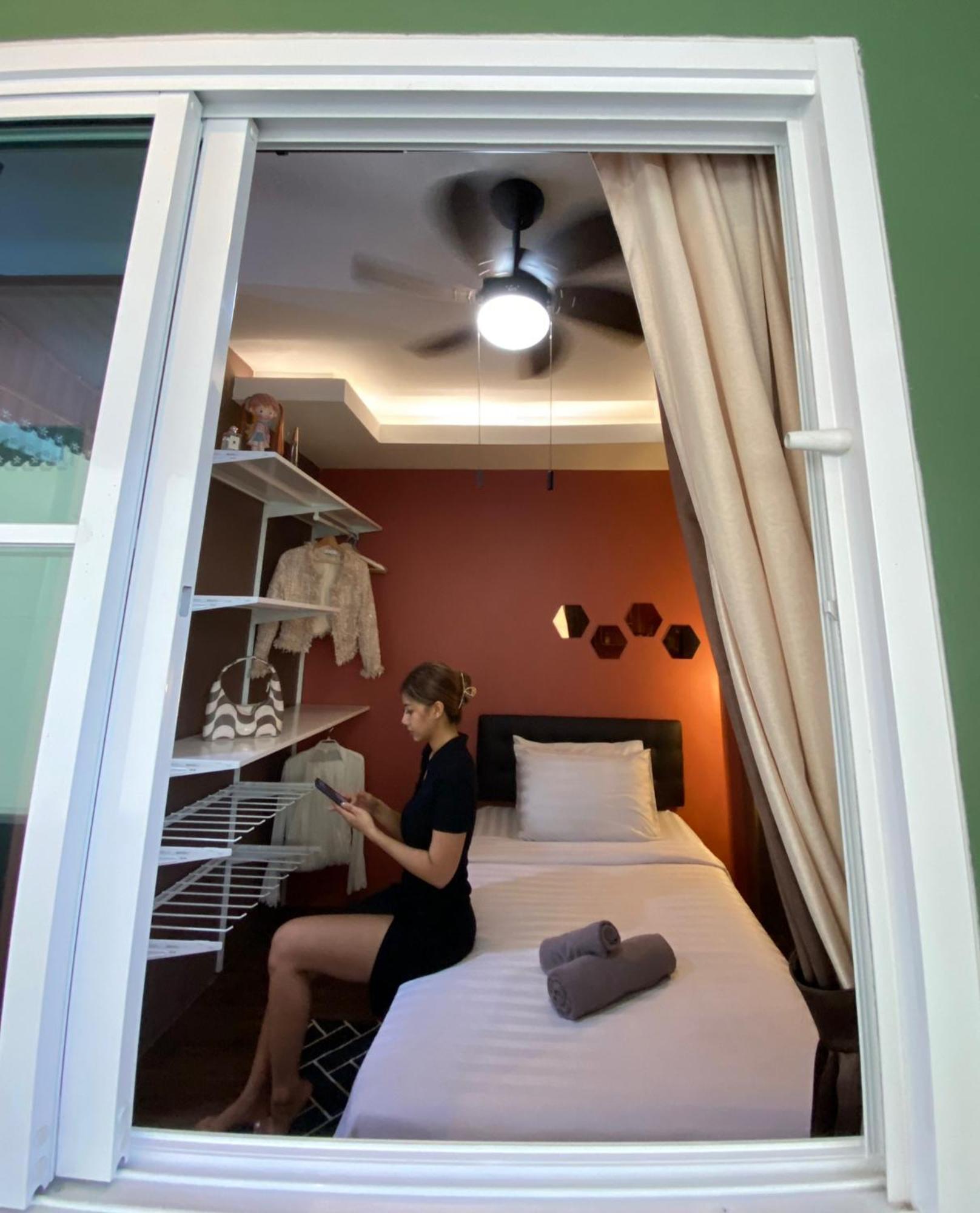 Varietyd-Dayhostel Huahin Extérieur photo